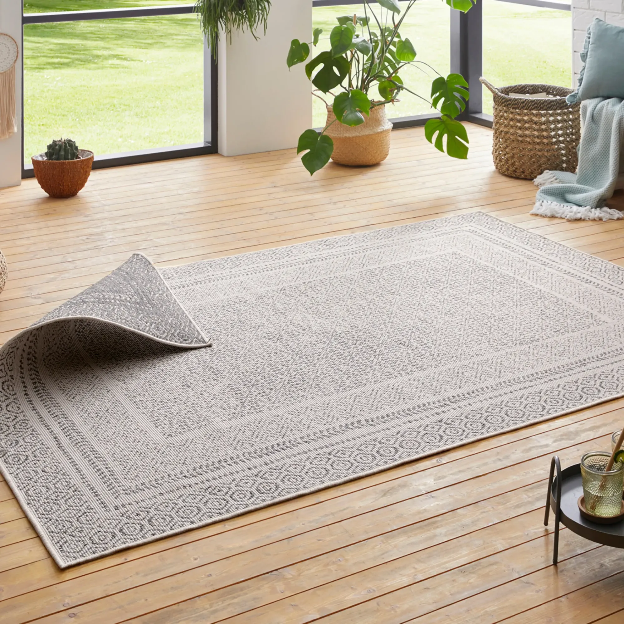 Flash Sale Depot In- & Outdoor-Teppich Yiri, Wendbar