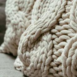 Strick-Kissenhulle Braid^Depot Hot